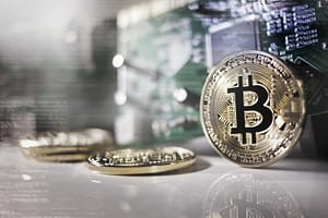 Bitcoin Dominance Holds Altcoin Season At Bay, Analyst Says No Upside Until This Happens