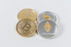 ETH And BTC ETFs Reverse Gains With $291M In Outflows Ahead Of New Week