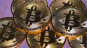 Bitcoin Closes Daily Price Below 50MA – Final Bearish Signal?